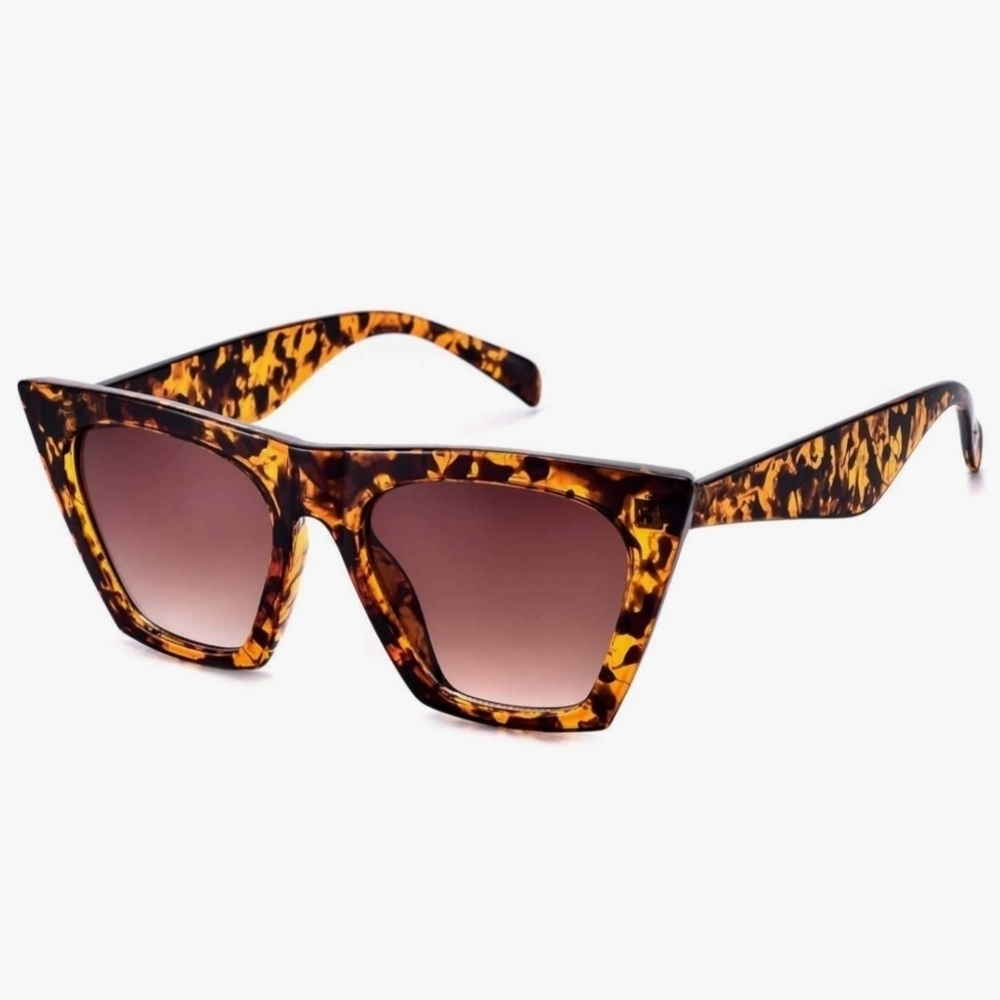 Tortoise Shell Sharp Retro Style Cat-Eye Sunglasses NWT